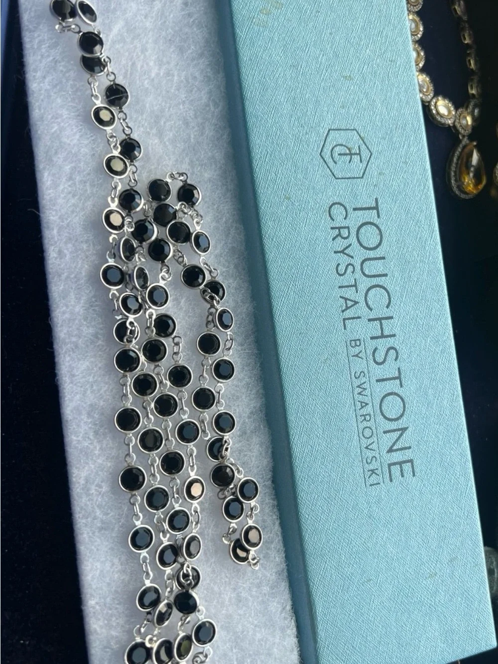 Chanelle necklace with rhodium plating on silver with black crystals